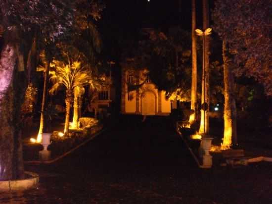 PRAA CORONEL BREVES NOTURNA., POR JHONY RIBEIRO - ALM PARABA - MG